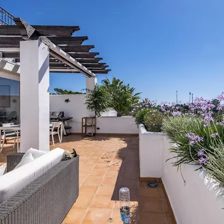 Apartment Penthouse In Marbella, Seaview, Jacuzzi *