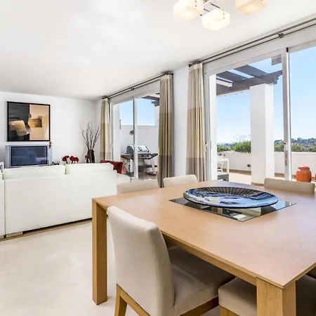 Penthouse In Marbella, Seaview, Jacuzzi
