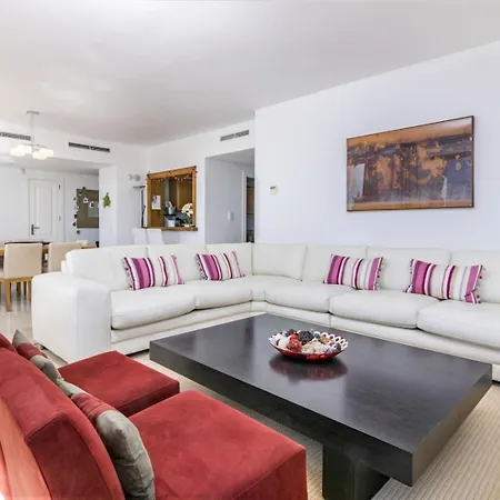 Apartment Penthouse In Marbella, Seaview, Jacuzzi